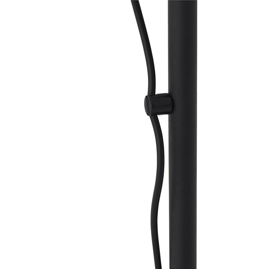Post-floor-lamp-black-wall-Muutob-5000x5000-hi-res.jpg
