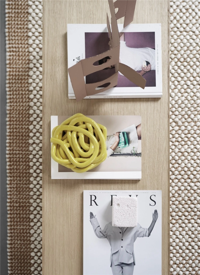 Pebble-workshop-table-top-detail-muuto-org.jpg