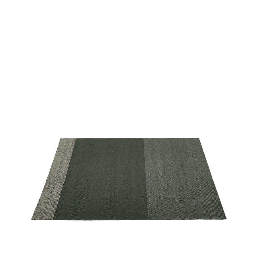 Varjo-170x240-dark-green-Muuto-5000x5000-hi-res.jpg