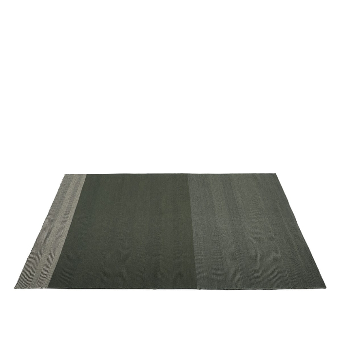 Varjo-200x300-dark-green-Muuto-5000x5000-hi-res.jpg