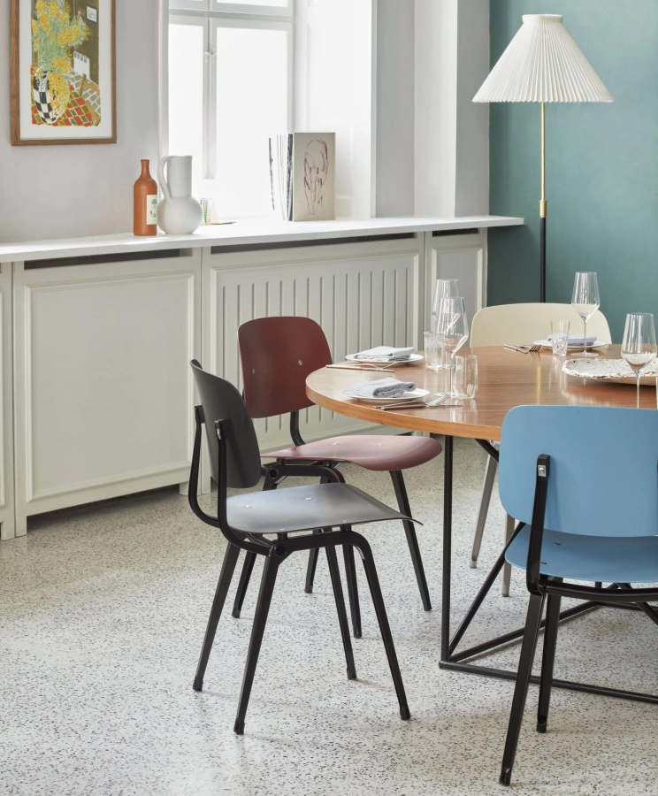 Revolt azure seat and back black steel base_Revolt black seat and back black steel base_Revolt plum red seat and back black  steel base.jpg