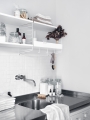 bathroom-string-1-171002-0544-1_portrait.jpg