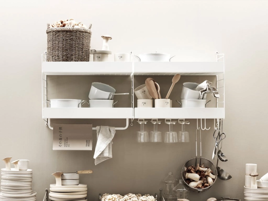 White_Shelves_Scene_4_1024x1024.jpg