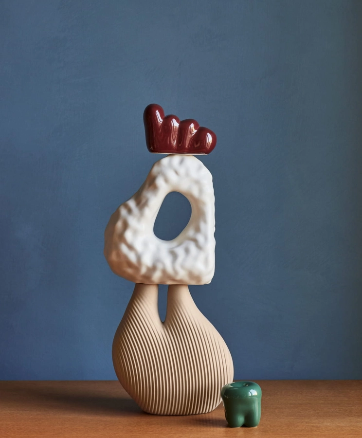 W_and_S_Moguls_Sculpture_burgundy_W_and_S_Belly_Button_Sculpture_green_W_and_S_Chamber_Vase_light_beige.jpg