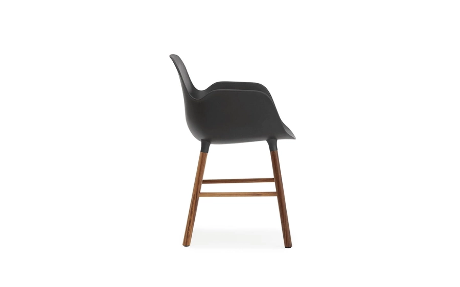 NORMANN COPENHAGEN krzesło z podłokietnikami FORM WOOD orzech/czarne