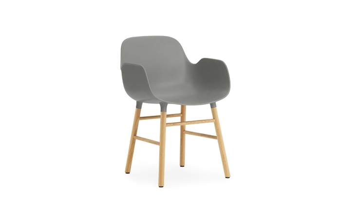 NORMANN COPENHAGEN krzesło z podłokietnikami FORM WOOD dąb/szare