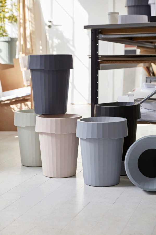 Shade Bin family 05.jpg