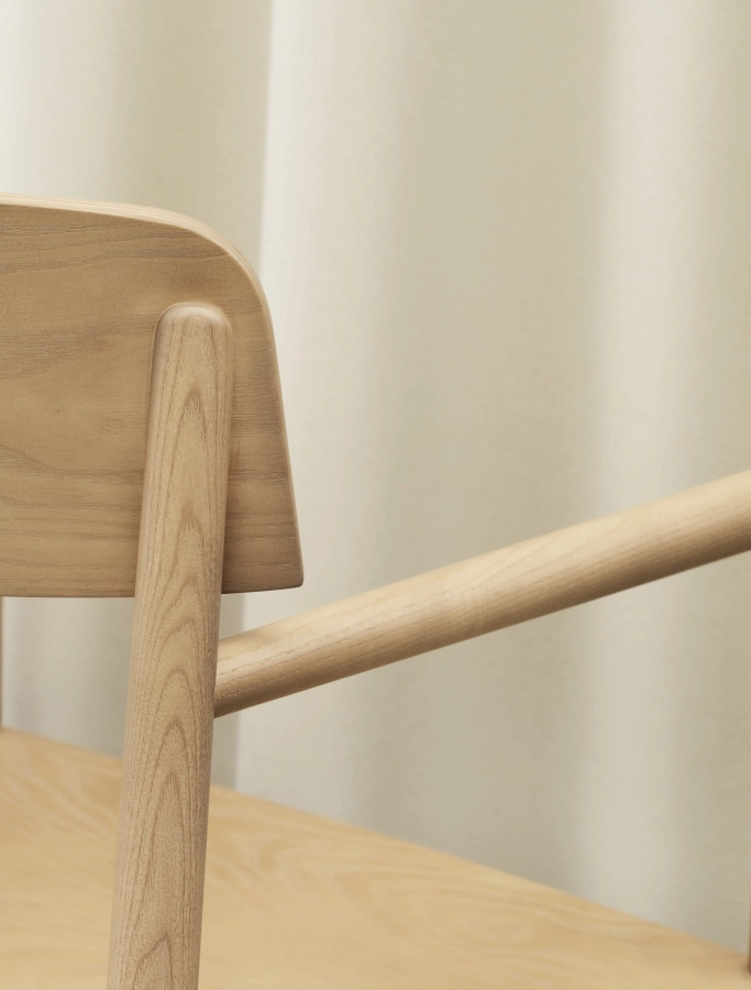 2020_Timb_Armchair_Tan_01.jpg