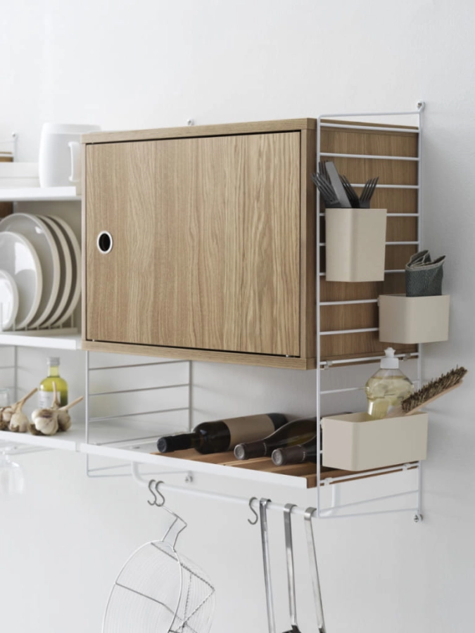 solution-string-system-kitchen-white-oak-beige-accessories_portrait_medium.jpg