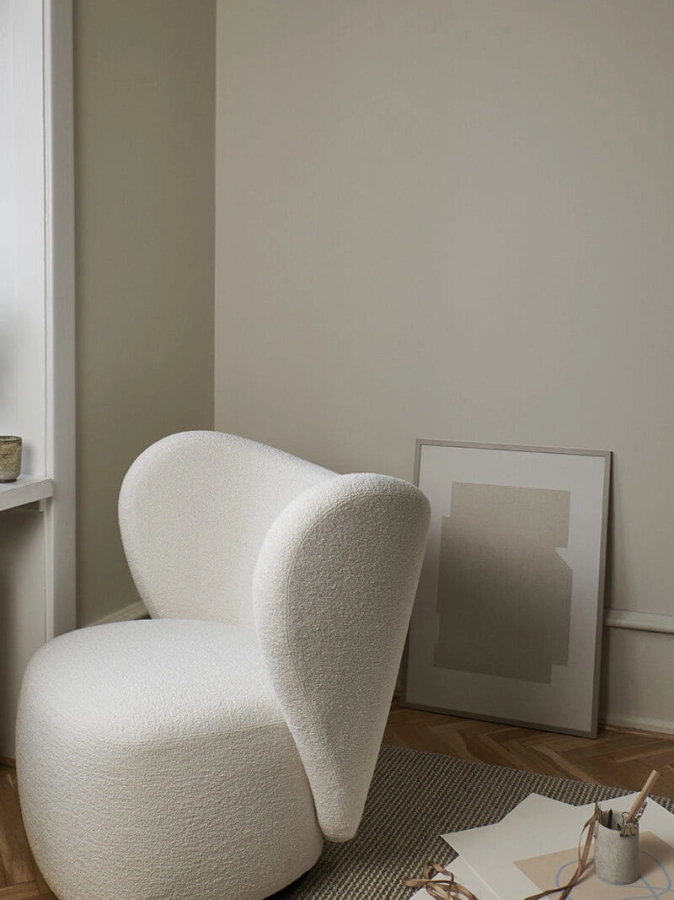 Julia_Hallstrom_Hjort_Bauhaus_Beige_Lifestyle_Low_Res-800x1067.jpg