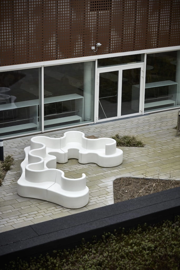 VERPAN sofa CLOVERLEAF outdoor