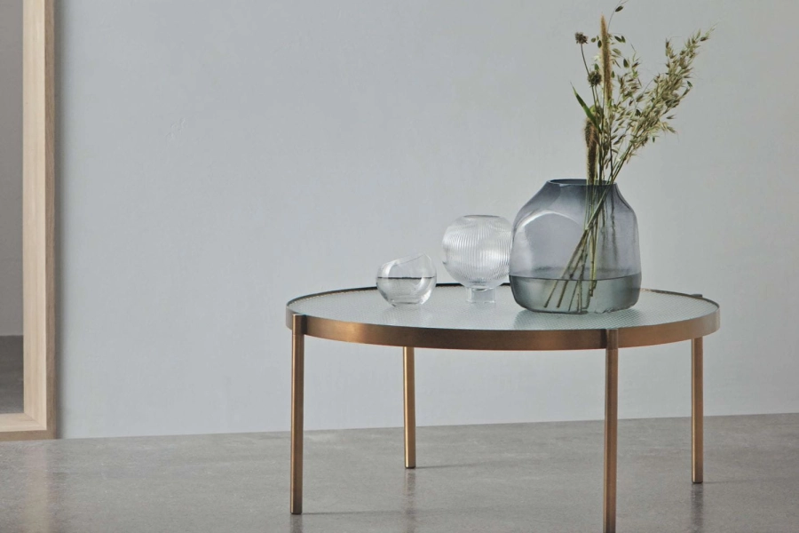 tab-round-coffee-table-show-calice-bronco.jpg