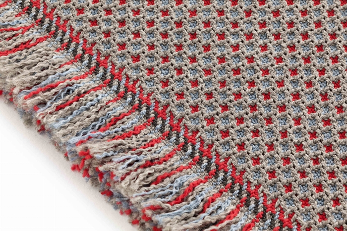 gl-blue-rug-gofre-det-1.jpg