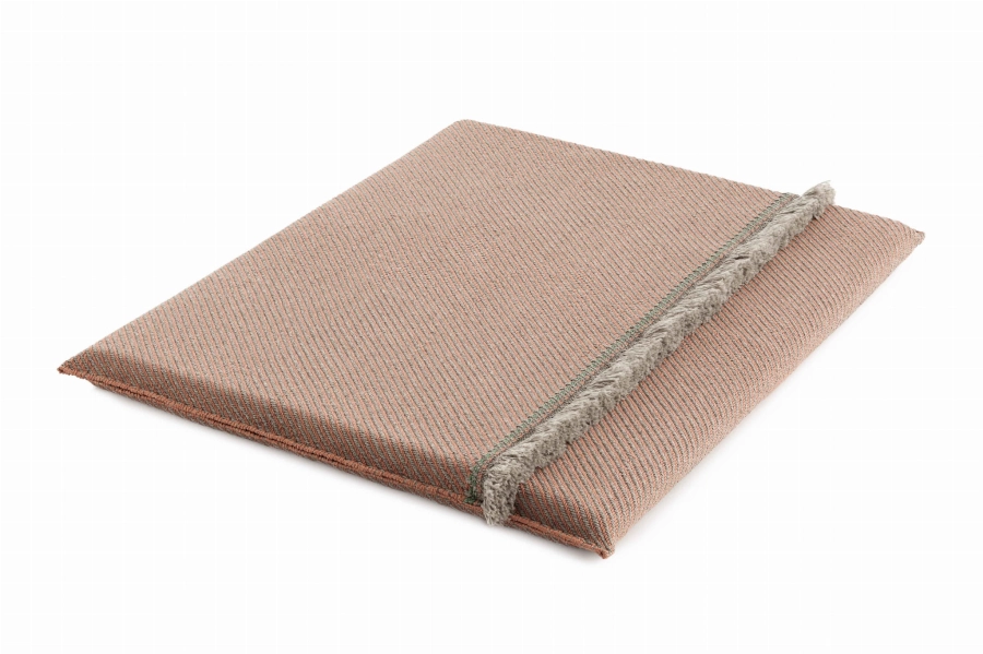 gl-terr-mat-diag-alm-peach.jpg