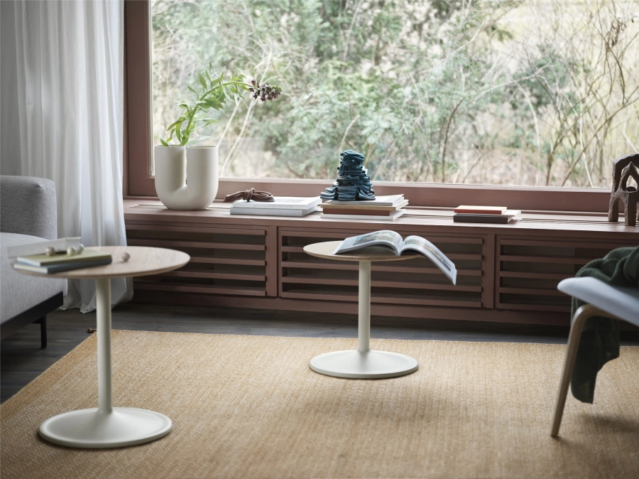soft-side-solid-oak-off-white-Ø48-H48-Ø41-H40-kink-vase-sand-in-situ-clay-12-muuto-org_(150).jpg