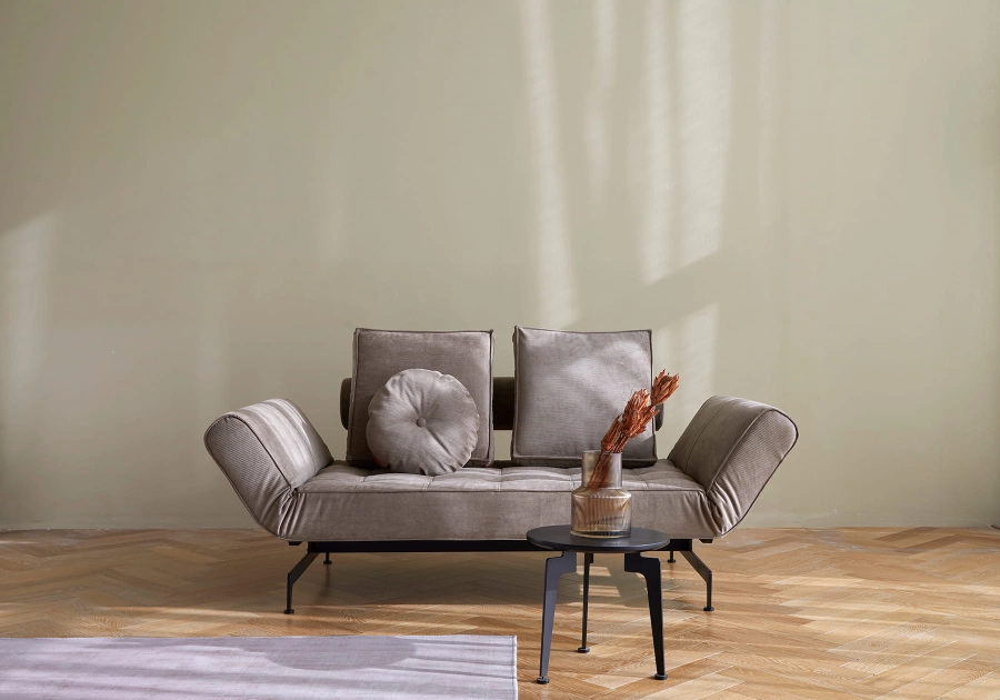 Ghia-laser-daybed-316-e6.jpg