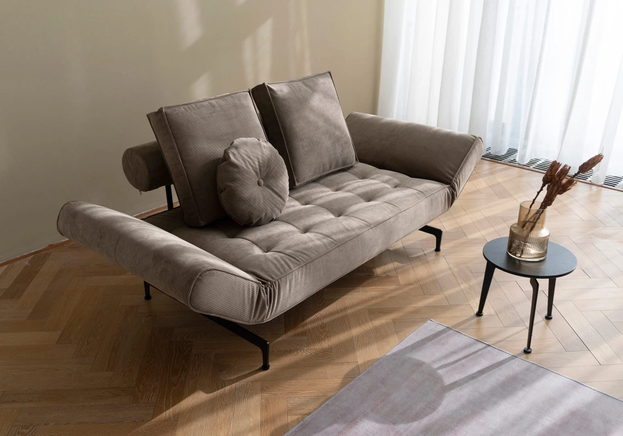 Ghia-laser-daybed-316-e7.jpg