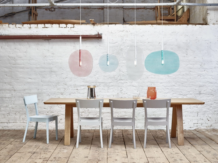 Bergamo chair_Stelvio table_location.jpg