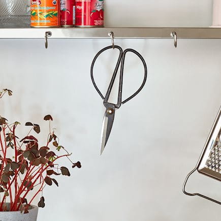 utility-scissors_imageslider_1.jpg