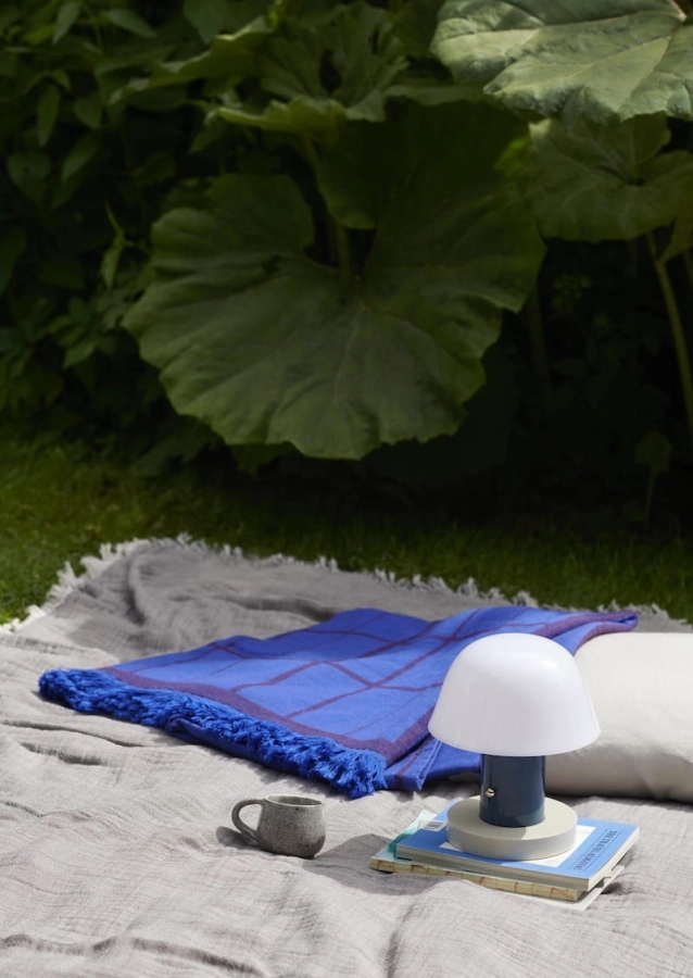 ATD_Retail_2021_Setago JH27_Untitled AP10_Collect Cotton Throw SC32_Collect Linen Cushion SC29.jpg