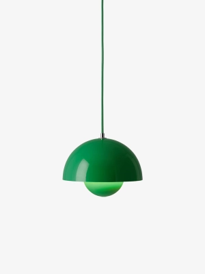&Tradition lampa wisząca FLOWERPOT VP1 intensywna zieleń