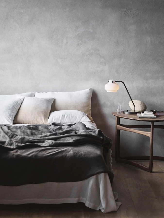 ATD_lifestyle_2020_Copenhagen_SC15_Drop Leaf_HM5 &amp;Tradition Collect Indigo Cushion SC28 &amp; SC30 Linen Cushion SC27 &amp; SC28 Bedspread SC31 .jpg