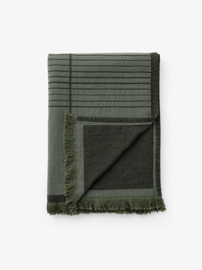 Untitled AP10_Dark Green_fold.jpg
