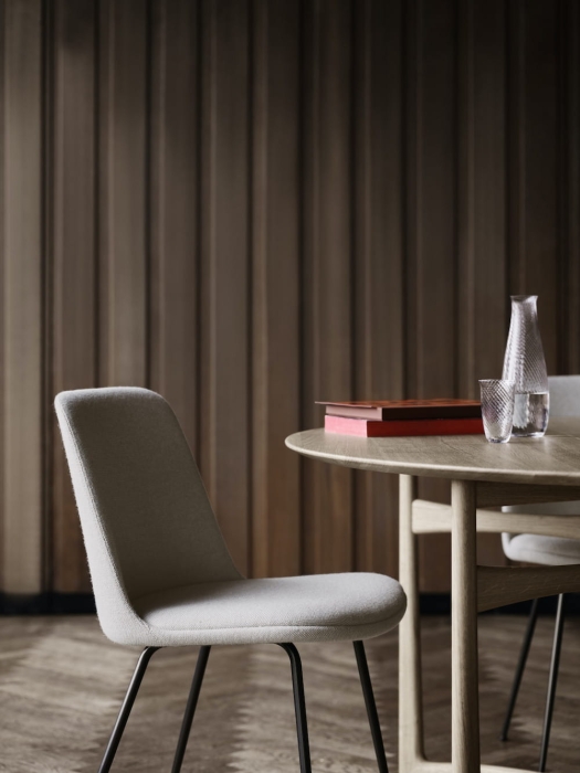 ATD_Contract_2021_Drop-Leaf-HM6-Oiled-Oak_Rely-HW9-Bronzed-w.-Hallingdal-200_Glass-SC60_Carafe-SC61-1500x2000.jpg