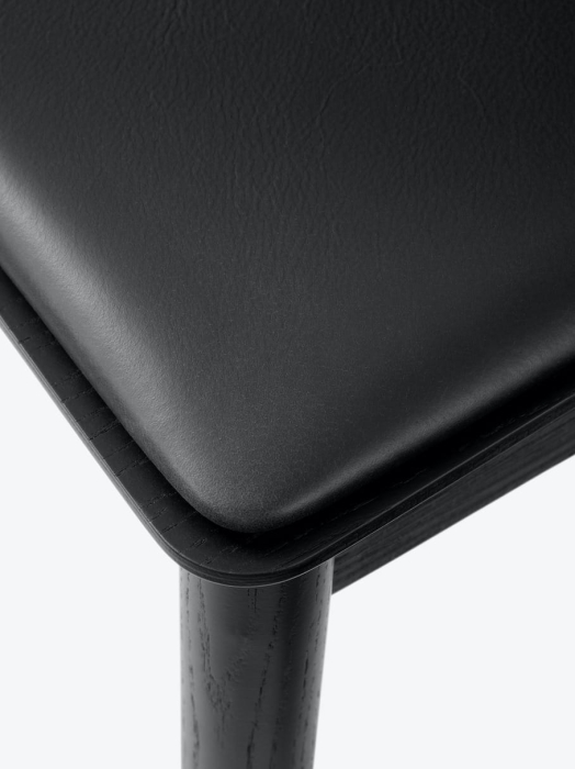 Betty_TK3_Black_Black Silk Leather_Close_Up.jpg