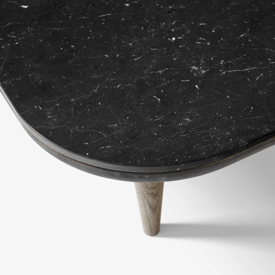 Fly_honed-nero-marquina-marble_SC4_cropped.jpeg