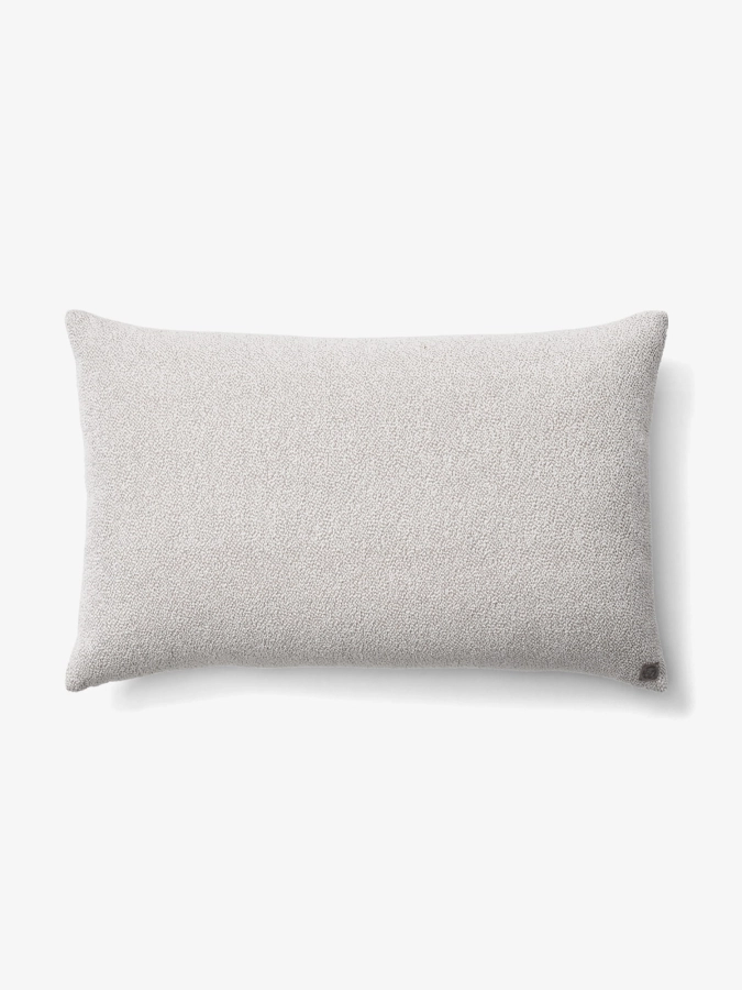 SC30_Tradition_Collect_Boucle_Cushion_Ivory__Sand_logo-1-1500x2000.jpeg