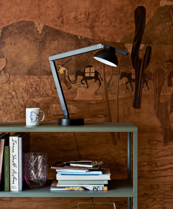 PC Table Lamp black.jpg