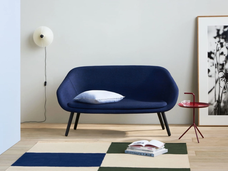 AAL Sofa Beck 014 black wb lacquer base_Matin Wall white shade_Ethan Cook Flat Works peach green check_DLM cherry red high gloss.jpg