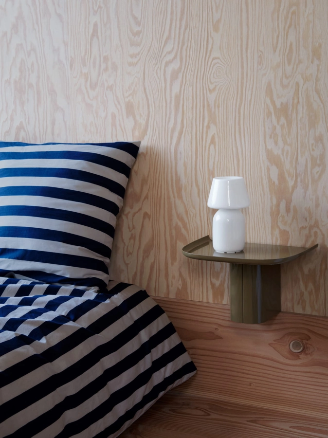 Korpus Shelf S brown_Apollo Portable_Ete midnight blue and ivory.jpg