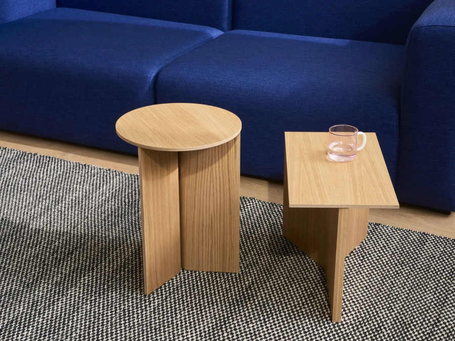 Slit Table Wood Round High wb lacquer oak_Slit Table Wood Oblong wb lacquer oak_Moire Kelim black.jpg