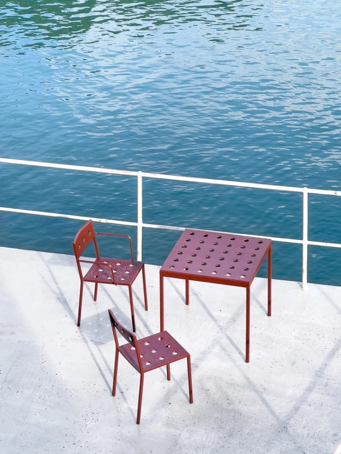 Balcony Chair iron red_Balcony Armchair iron red_Balcony Table iron red 01.jpg