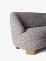 Margas LC3_In Designers choice Zero 011 Oiled Oak-closeup leg side.jpg