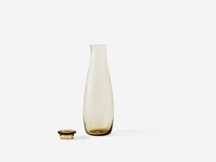 Collect-Drinking-Garafe-Amber_SC62-lid-off.jpg