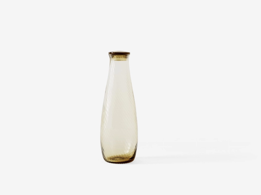 Collect-Drinking-Garafe-Amber_SC62-lid-on.jpg