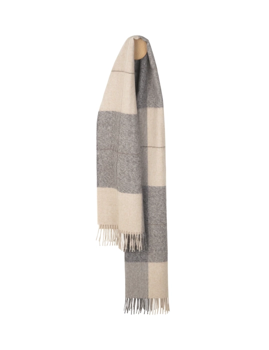 Praque_scarf-Scarf-40007-5_eb5dcdb2-f7d8-4706-8505-4f4b35724bde_1800x1800.jpg.webp