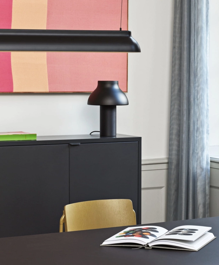 PC Linear soft black_New Order Shelving System charcoal_PC Table Lamp soft black.jpg