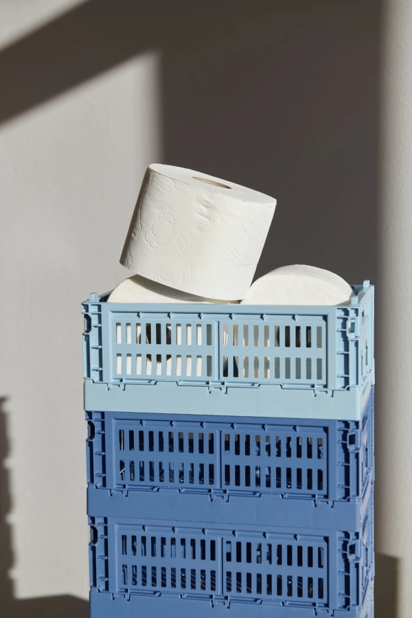 HAY Colour Crate S light blue_electric blue.jpg
