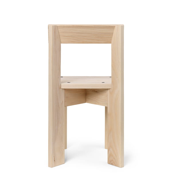 fermLIVING-SS22-ArkKidsChair-Ash-1104265723-pack-2.jpg