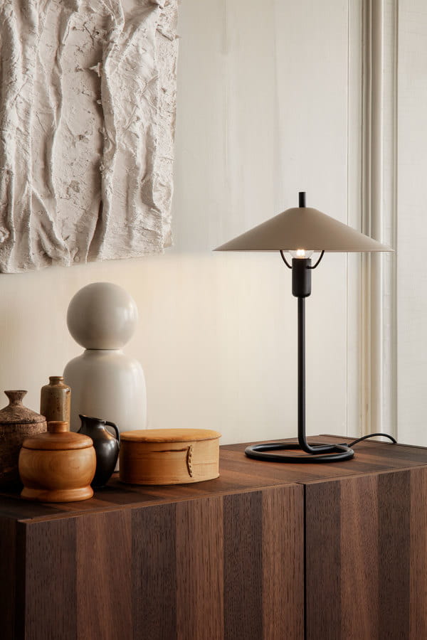 fermLIVING-SS22-FiloTablelLamp-BlackCashmere-image-1.jpg