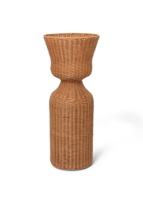 fermLIVING-SS22-AgnesPlantStand-Tall-1104265619-pack-1.jpg