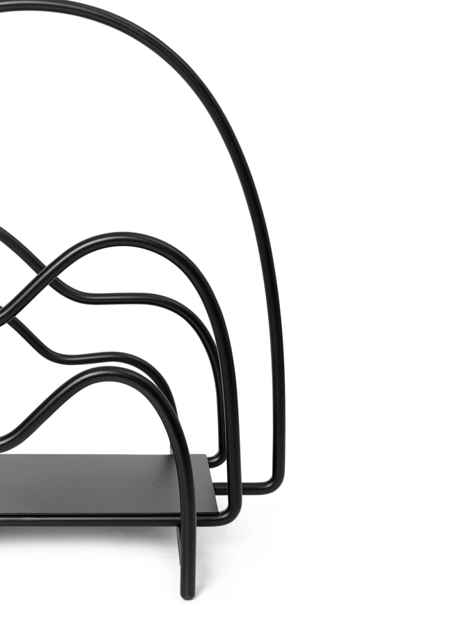 fermLIVING-SS22-LithosMagazineHolder-Black-1104265578-pack-4.jpg
