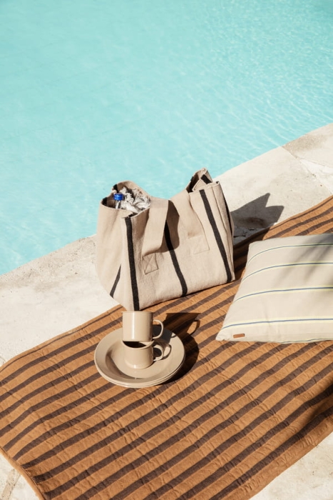 fermLIVING-SS22-YardPicnicBag-YardPicnicSet-image-1.jpg