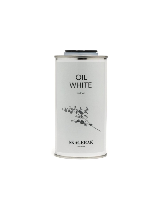 1103042 Oil, White, Indoor.jpg