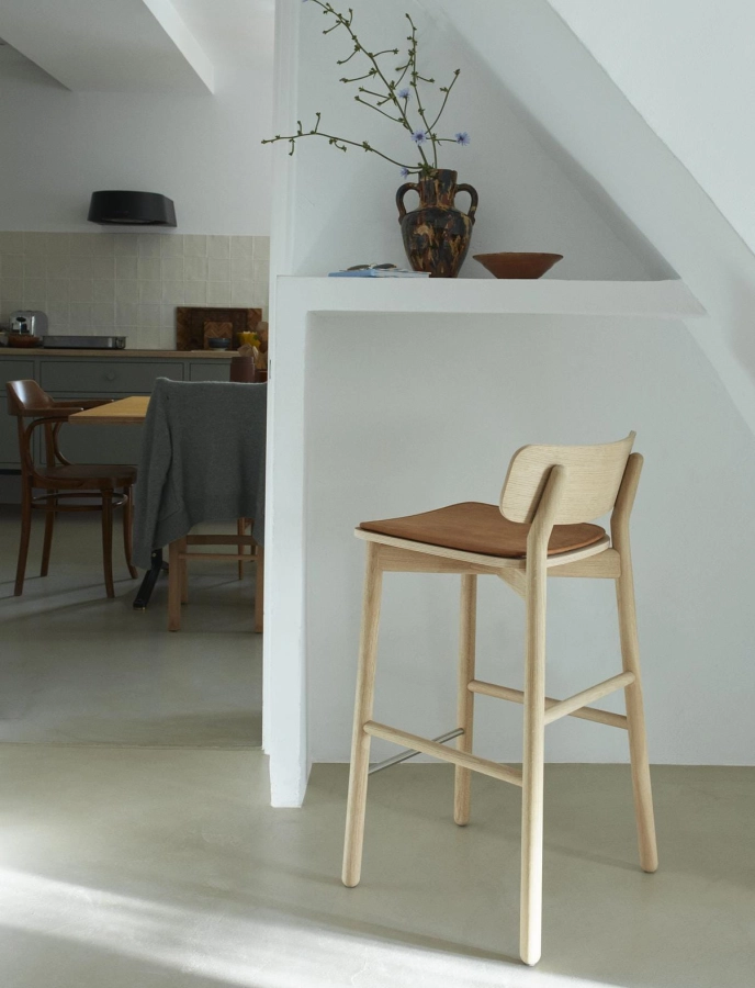 1420026 1961038 Hven Bar Stool, 86_M.jpg