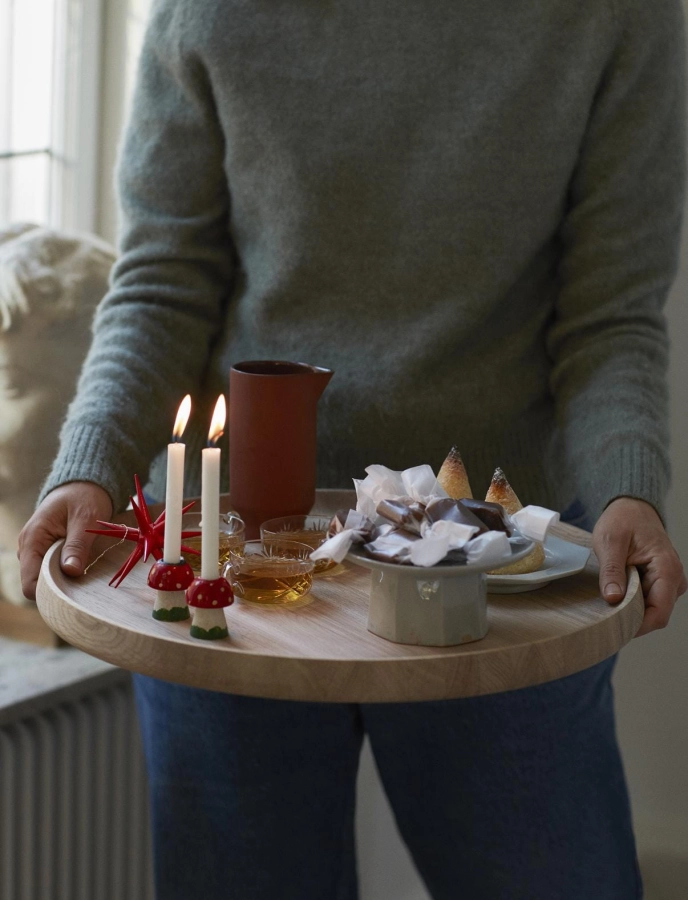 1600316 1810454 Nordic Tray Ø45, Edge Milk Jug_M.jpg